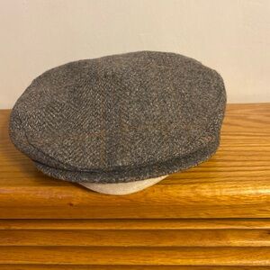 Vintage Men's Classic Gray Tweed Newsboy Cap